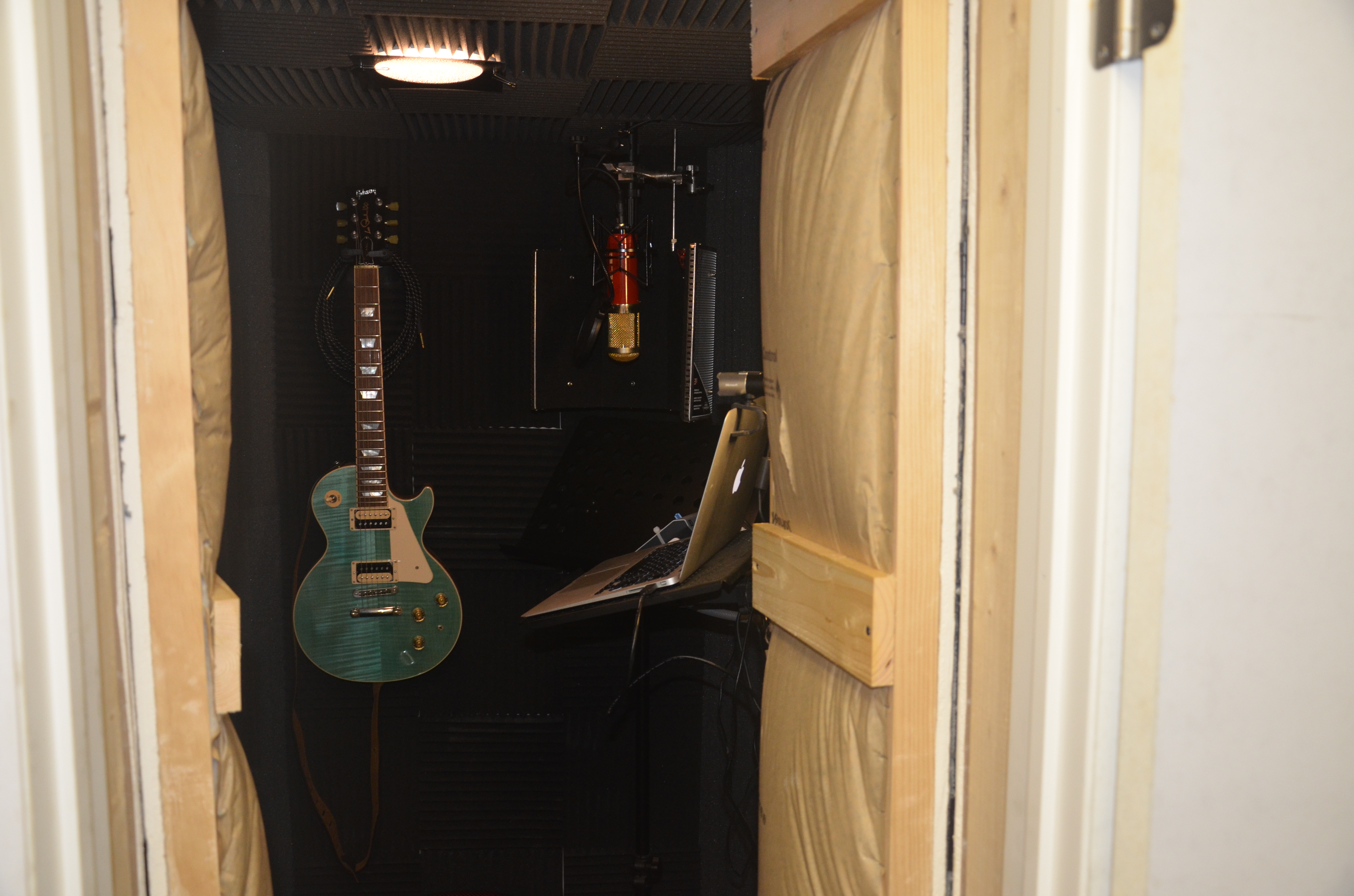 VocalBooth_010 VocalBooth_010